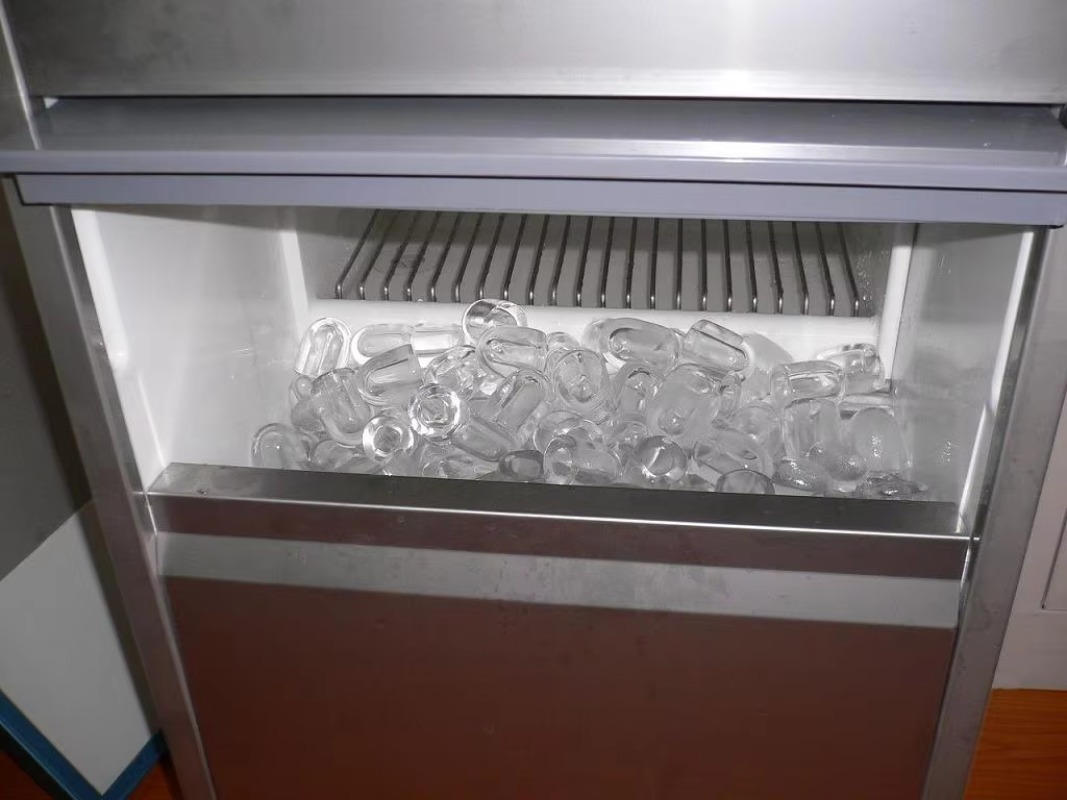 Profesjonalna maszyna do lodu  – Commercial Ice Maker 100Kg recenzja i cena